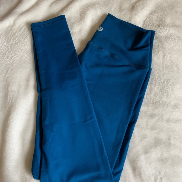 Unworn - Picture 2 of 3